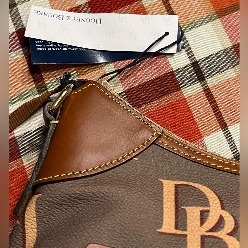 Dooney & Bourke Brown and Tan Logo Pebble Grain Hobo Shoulder Bag NWT - Picture 3 of 9